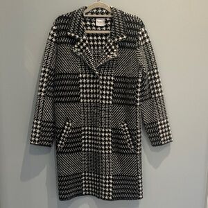 Cyrus Monochrome Houndstooth Trench Coat